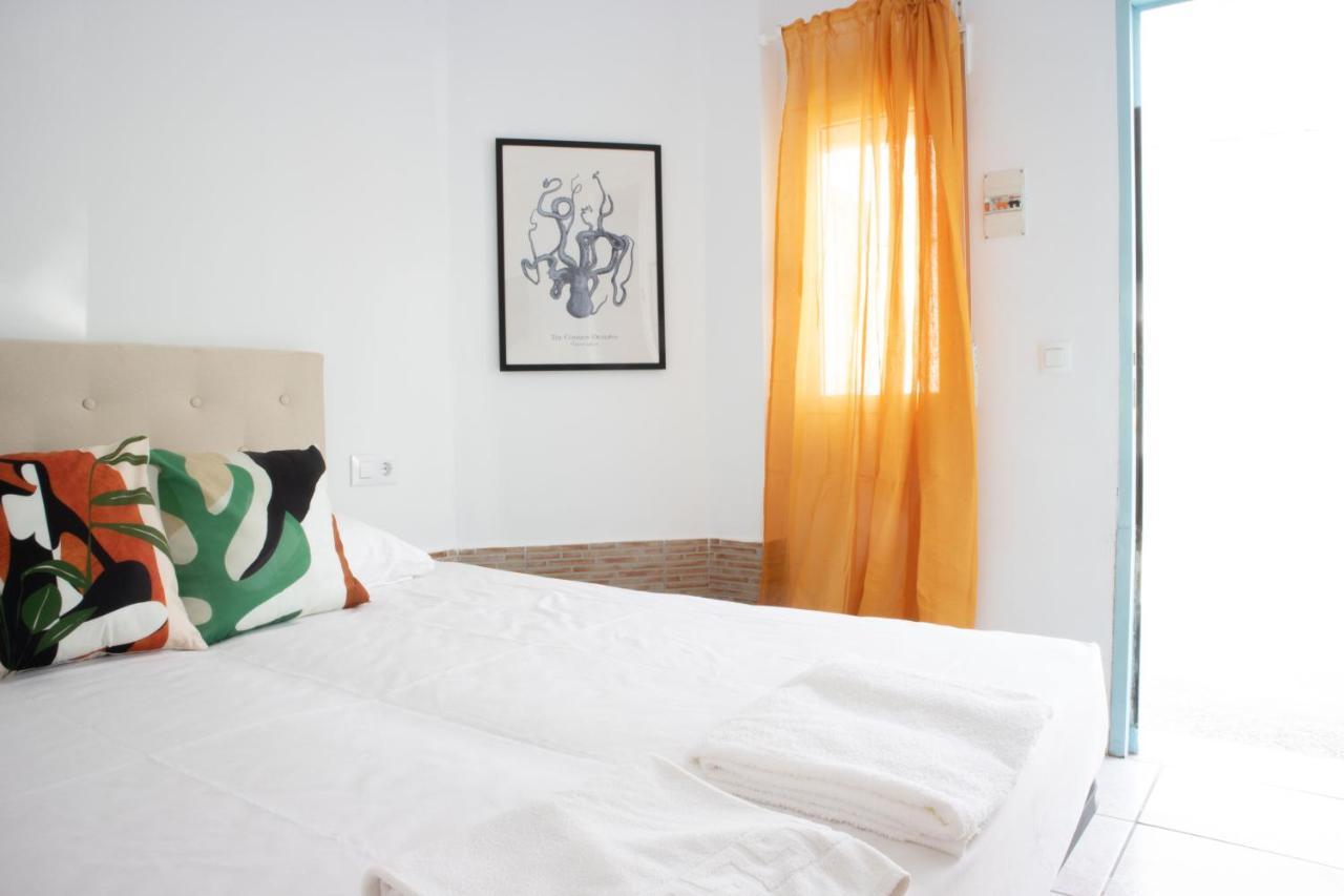 Salitre Rooms โกนิล เด ลาฟรอนเตรา ภายนอก รูปภาพ
